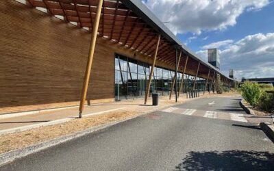 Nettoyage du bardage d’un magasin Cultura à Sainte-Eulalie